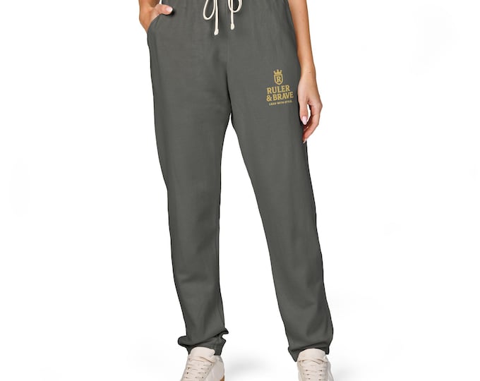 Ruler & Brave | Garment-dyed fleece joggers