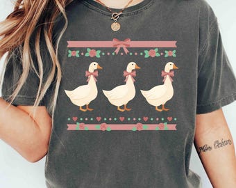 Comfort Colors® Vintage 80s Goose Shirt, Funny Blue Ribbon Goose Tee Retro Goose T-Shirt, Cute Farm Animal Long Sleeve Cottagecore Gift GN76