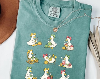 Cute Goose Crocheting Comfort Colors Shirt, Funny Yarn Lover Tee, Crochet Gift for Women, Animal Knitting T- Shirt, Goose Sweatshirt, GN70