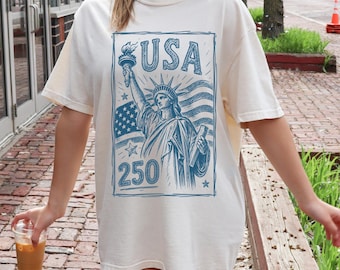 Comfort Colors Statue of Liberty Shirt, USA 250 Vintage America Tee, 4th of July TShirt, Retro Patriotic Graphic Tee, American Flag Tee PK85