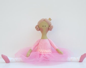 Ballerina Doll Fabric Doll Ballerina Pink Doll Handmade Cloth Doll Stuffed Doll Softie Rag Doll Ballet Dancer Baby Shower gift Nursery Décor