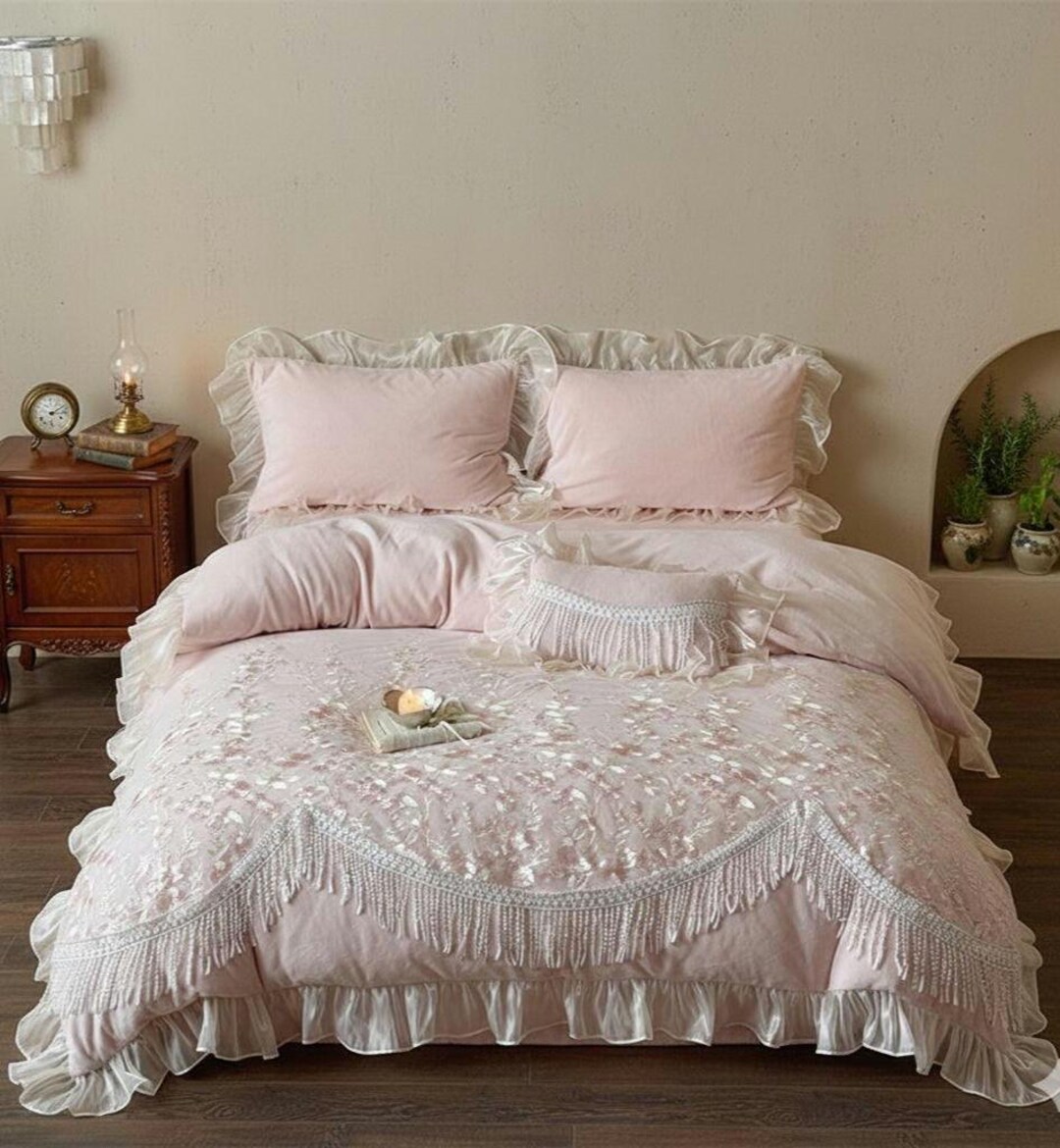 Victorian Velvet Bedding Set - 3D Floral Embroidery, Ruffle Lace - Etsy