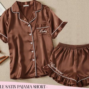 Personalized Satin Ruffle Short Pajama Custom Text Sleepwear Set Bridal Wear Bridesmaid Gift Luxury Lounge Shorts for Women Gift for Her