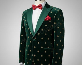 Abrigo navideño de terciopelo verde con bordado dorado