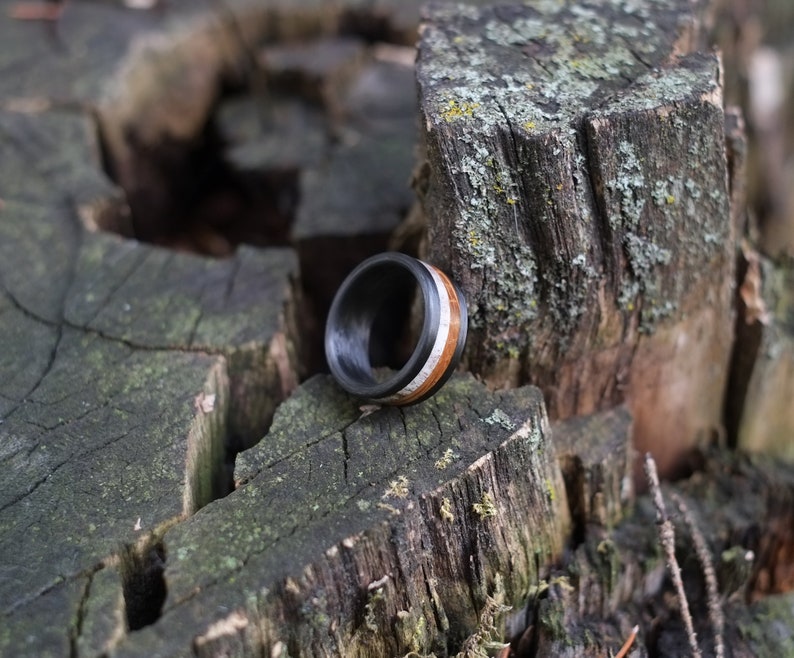 Wood Ring Whiskey Barrel Wood, Carbon Fiber Band image 3