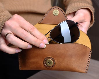 Personalized Leather Glasses Pocket| Custom Eyewear Case| Sunglasses Holder
