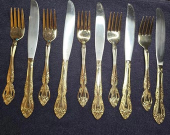 Set of 10 CHOICE Oneida Golden Brahms Gold Plated Electroplate Forks & Knives
