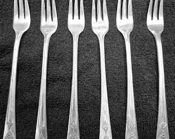 Vintage Set of 6 Gailstyn Rosebud Silver Plate Dessert Forks Flower Design 6"