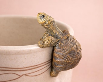 Maceta de tortuga de latón: adorable figura de animal para macetas, decoración de estanterías y regalo para jardín interior.