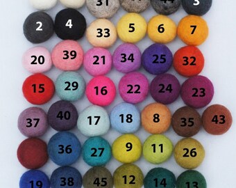 4 cm * felt balls to select