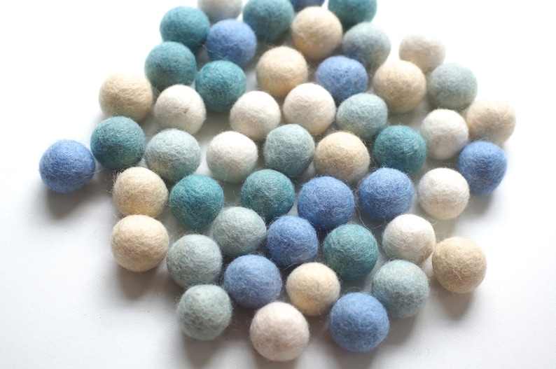 100% Wool Felt Balls, blue shades, 50 pcs, 1 inch 2.3 cm, pure wool, Mix Tautropfen image 4