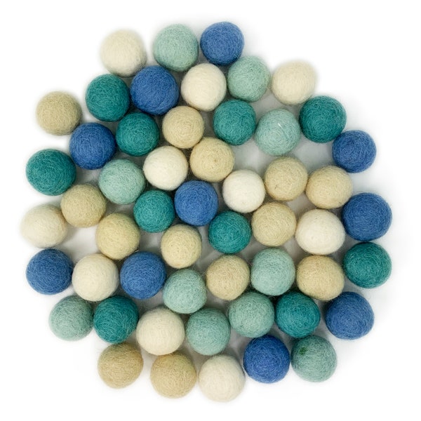 100% Wool Felt Balls, blue shades, 50 pcs, 1 inch (2.3 cm), pure wool, Mix Tautropfen