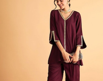 Conjunto de pantalón kurti con adornos granates para mujer / Ropa festiva hecha a mano / Elegante conjunto étnico de dos piezas / Talla personalizada disponible / India