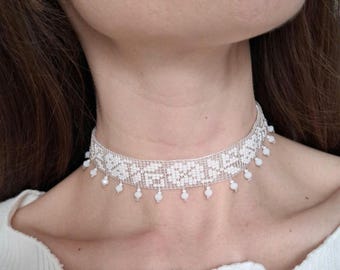 Weiß Perlen Choker Halskette | Ukrainischen Stil Perlenarbeit | Handgemachte Halskette | Ethno Minimal Schmuck