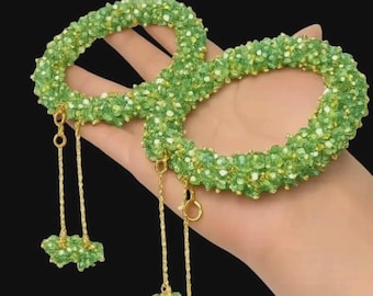 Handmade Green Crystal Beaded Bracelet with Gold Accents – Adjustable Elegant Jewelry
