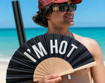 I’M HOT – Handfächer von Elektro Vibes | Festival & Club Accessoire | Bambus und Stoff | Cool bleiben + heiß aussehen