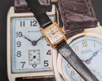 Lovely Petite vintage ladies watch 16mm!