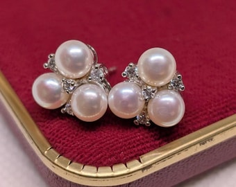 Hermosos aretes vintage de perlas en plata 925 con piedras preciosas