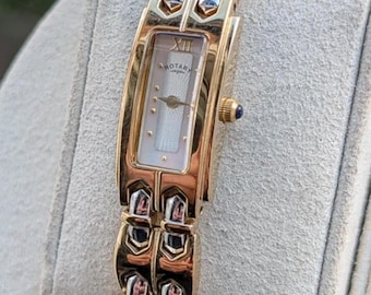 Precioso reloj de vestir para mujer de nácar de Rotary