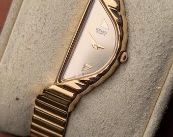 Absolutely Stunning Seiko Rivoli Half Moon