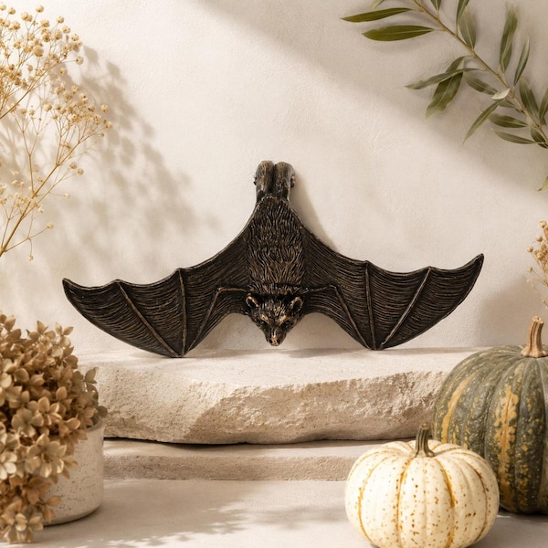 Bat Plant Hanger, Vintage Bronze Bat Resin Ornament, Gothic Garden decor