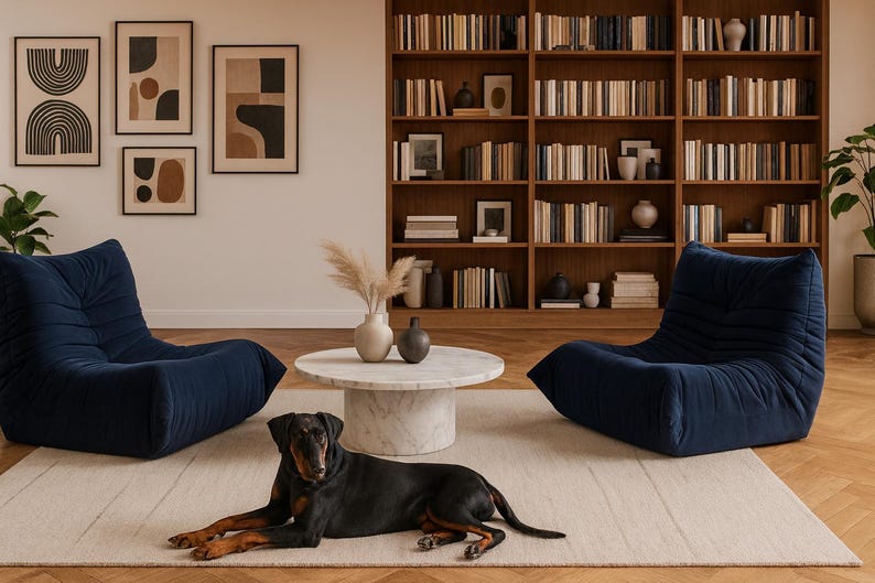 Puede incluir: Un letrero de madera r&uacute;stica con el texto "Welcome to our home" en letras blancas. El letrero presenta un acabado envejecido y un dise&ntilde;o sencillo y acogedor, ideal para un porche o entrada.