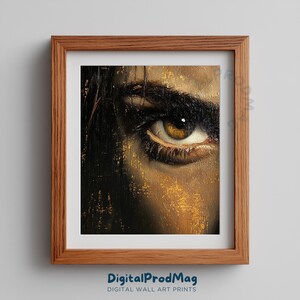 Op de afbeelding: Een witte keramische mok met een zwart handvat en de tekst "But First, Coffee" in een zwarte, vette letter. De mok staat op een wit oppervlak. De mok is ongeveer 10 cm hoog.