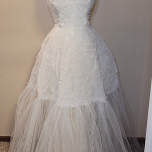 50&#39;s White Cupcake Style Strapless Prom/Wedding Gown Sweetheart Neckline sz XS/S