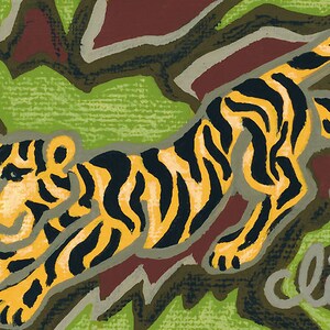 Puede incluir: Una ilustración estilizada de un tigre con rayas negras y amarillas, agazapado en un fondo abstracto verde, marrón y rojo. La palabra "clue" está escrita en gris en la esquina inferior derecha de la imagen.