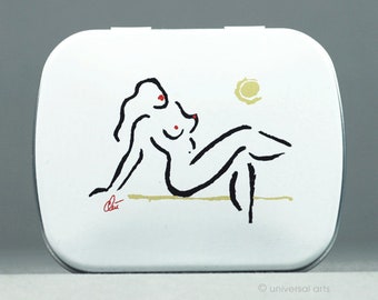 Jacqueline Ditt - &quot;Tin Box Hot Girl&quot;  - mint box - mini pill box plus Mini graphic