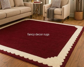 Maroon Teppich | Creme ausgebogter Rand, minimalistisches Dekor