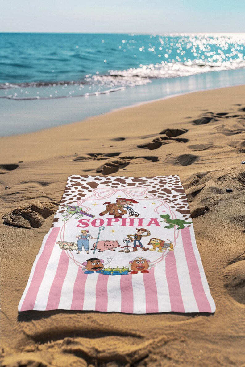 Custom Woody Buzz Lightyear Towels, Personalized Name Toy Story Beach Towel, Aliens Cartoon Family Trip Towels, Jessie Pool Towel bild 7
