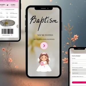 Puede incluir: Tres smartphones que muestran invitaciones de bautizo y una tarjeta de embarque. El tel&eacute;fono central muestra "Bautismo" en escritura, "Est&aacute;s invitado" y un &aacute;ngel de dibujos animados. Los otros tel&eacute;fonos muestran los detalles de la invitaci&oacute;n.