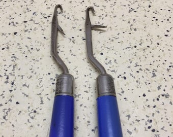 LATCH HOOKS Set of 2 Shillcraft Readicut Made in England With Wooden Handles