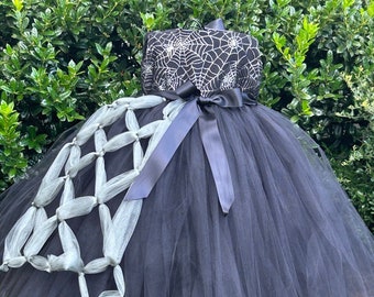 The Hair Bow Factory  Spider Web Halloween Tutu Dress Size 12-24 Months to Size 14 HALLOWEEN