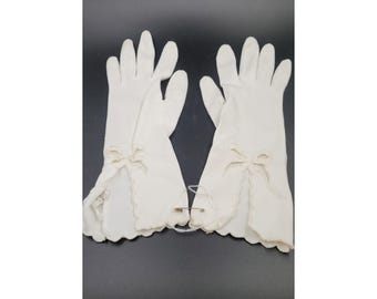 Vintage One Size White Formal Stretch 10" Long Gloves Lace Cutout 80's Wedding