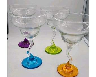 4 copas de margarita vintage Libbey "Z Stem" de colores con diseño ondulado en zigzag.