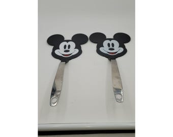 Juego de 2 espátulas de Mickey Mouse de 30 cm (12 pulgadas) con forma de Mickey Mouse de Disney