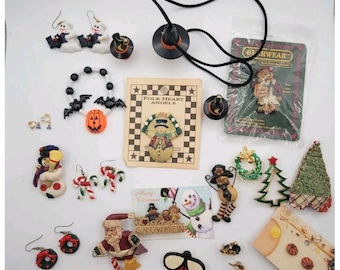 Vintage Lot Of CHRISTMAS Halloween JEWELRY Pins Earrings Necklaces