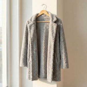 Chunky Boucle Cardigan Knitting Pattern | Oversized Cloud Knit Jacket (PDF)