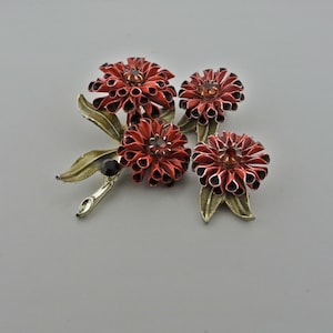 Coro Chrysthanthemum Brooch and Earrings Set.