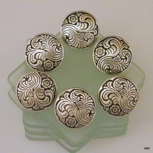 6 Silver Metal Buttons Flowers Floral Victorian Vines 11/16" 6 Solid Buttons