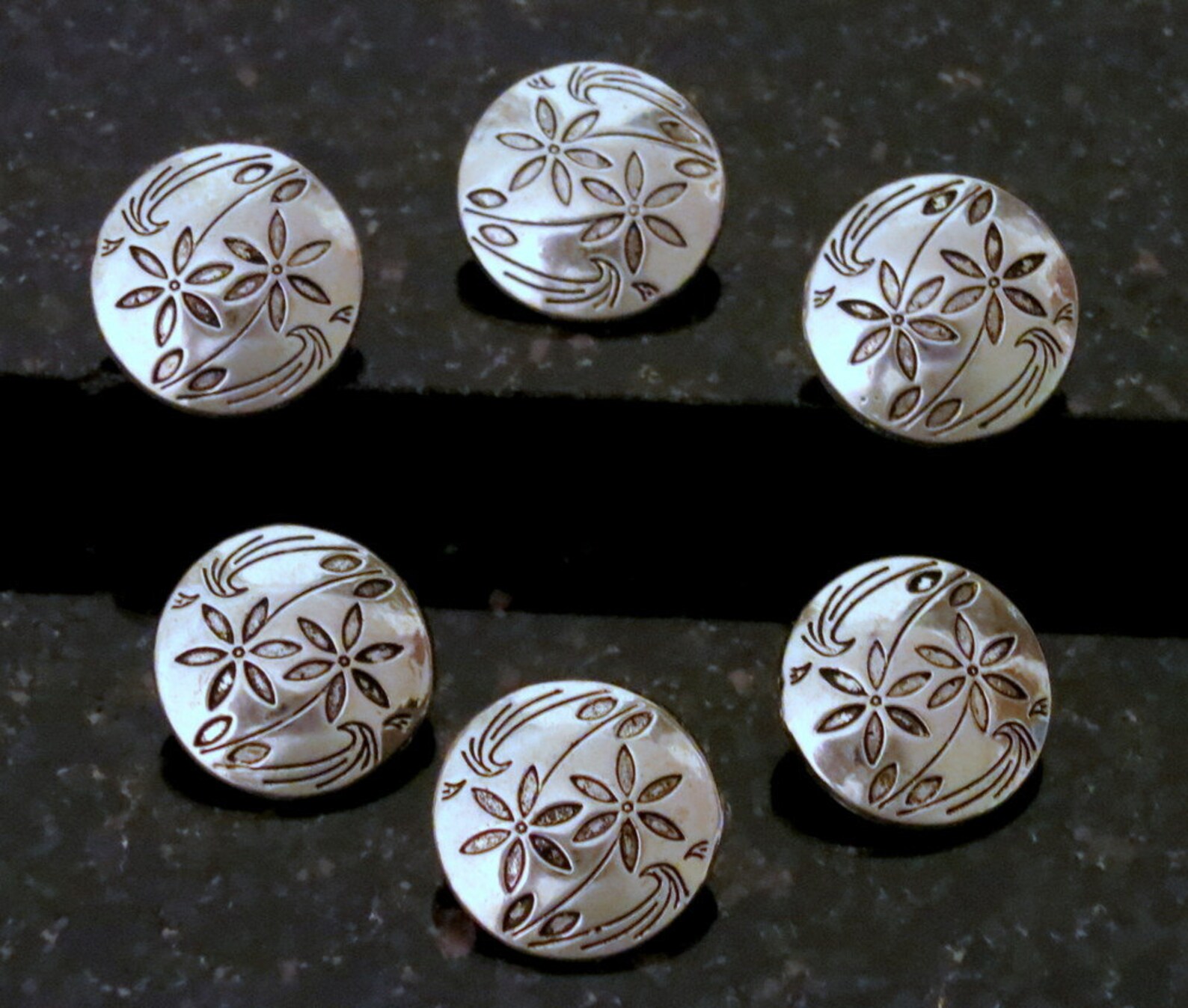 Folk Button 6 Folk Art Buttons Flower Floral Leaves Silver With Black Accent 6 ...