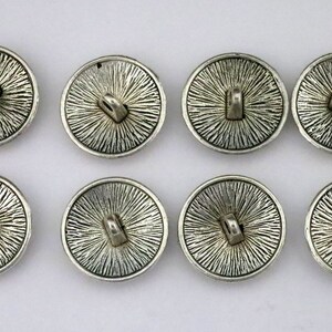 Folk Button 6 Folk Art Buttons Flower Floral Leaves Silver With Black Accent 6 ...