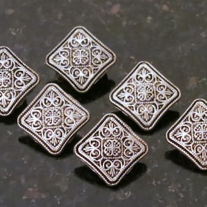 6 bottoni in metallo argentato a forma di quadrato con accenti neri 6 bottoni Art Nouveau