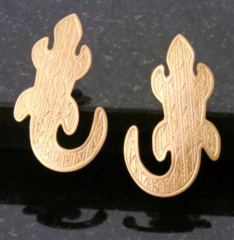 Vintage Southwest Gecko Post Earrings Engraved Gold Collectible Signed JJ Jonette