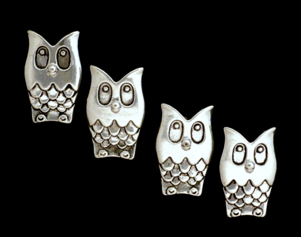 4 Large Silver Metal Owl, Bird, Nature, Woodsy Buttons Black Accents Finely Detailed