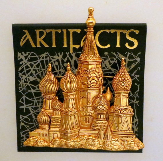 Rare Vintage St. Basil's Cathedral Castle Pin Bro… - image 4