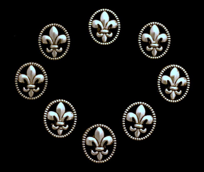 8 Fleur de lis Silver Metal Buttons Victorian Metal Shank Etsy
