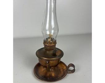 Vintage stellaire messing miniatuur olielamp vingergreep orkaan Hong Kong 8,5"